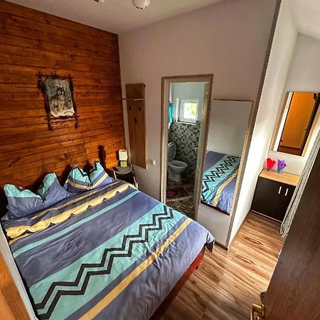 Casa Rares *